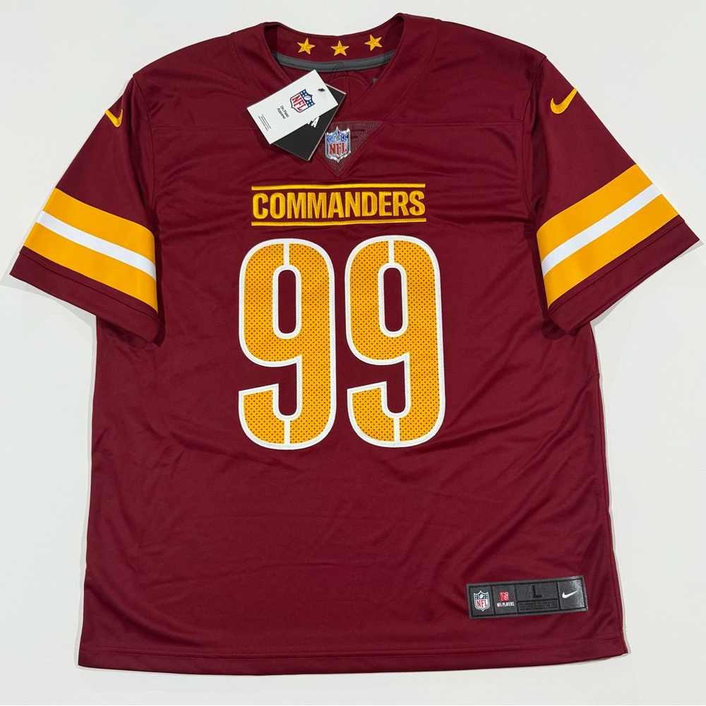 Men's Washington Commanders
Chase Young Nike Burgundy Game  jersey size L